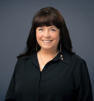 A headshot of Kari Halliday